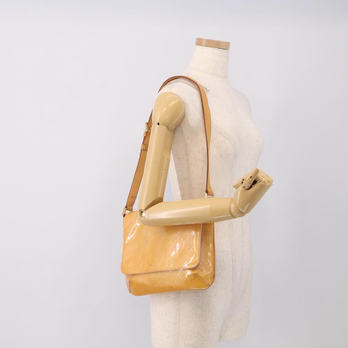 LOUIS VUITTON Monogram Verni Thompson Street Marshmallow Pink M91070 Auth ti4045
