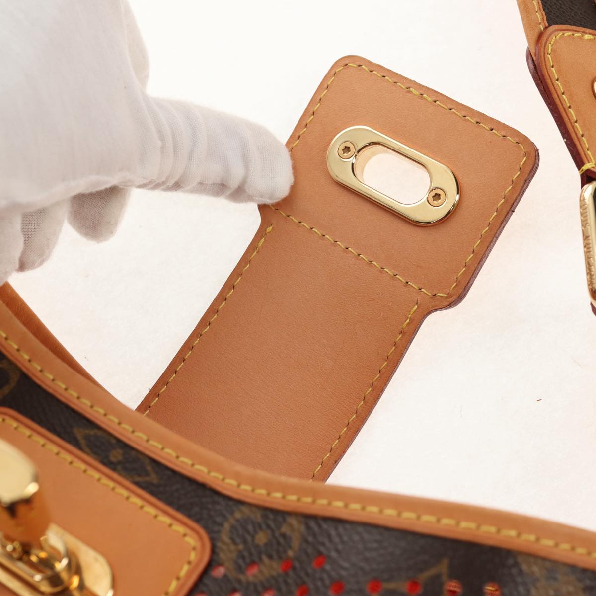LOUIS VUITTON Monogram Perfo Dumi Lynne Shoulder Bag M95178 LV Auth TR185