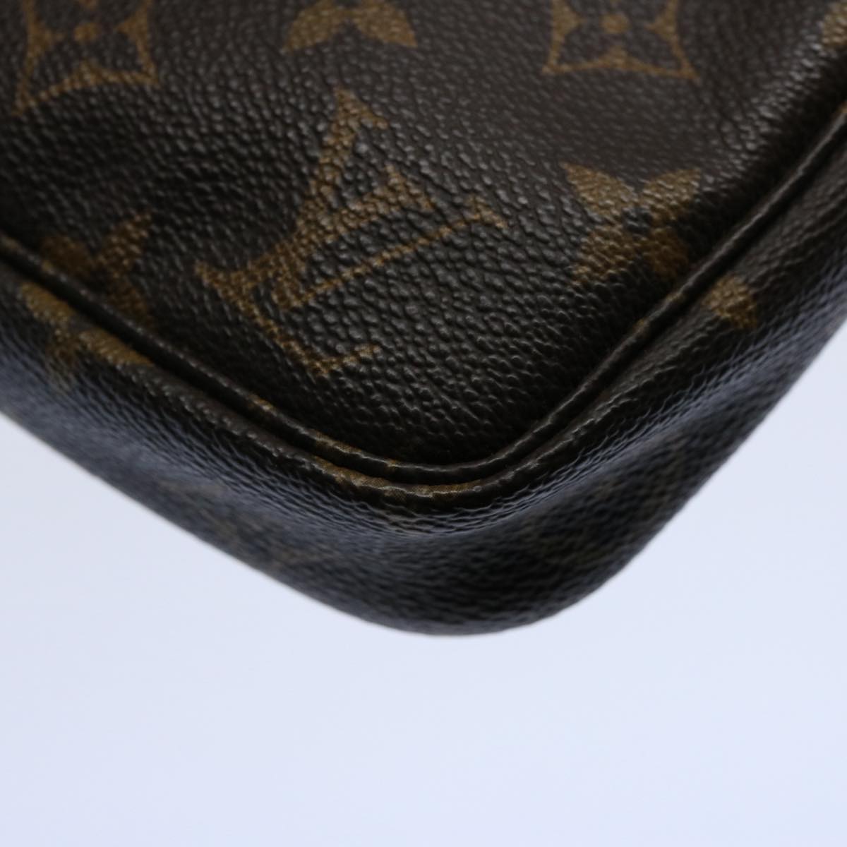 LOUIS VUITTON Monogram Pochette Accessoires Pouch M51980 LV Auth uy151