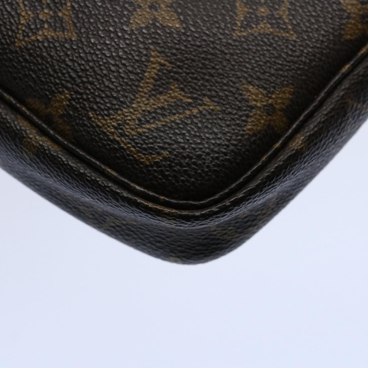 LOUIS VUITTON Monogram Pochette Accessoires Pouch M51980 LV Auth uy151