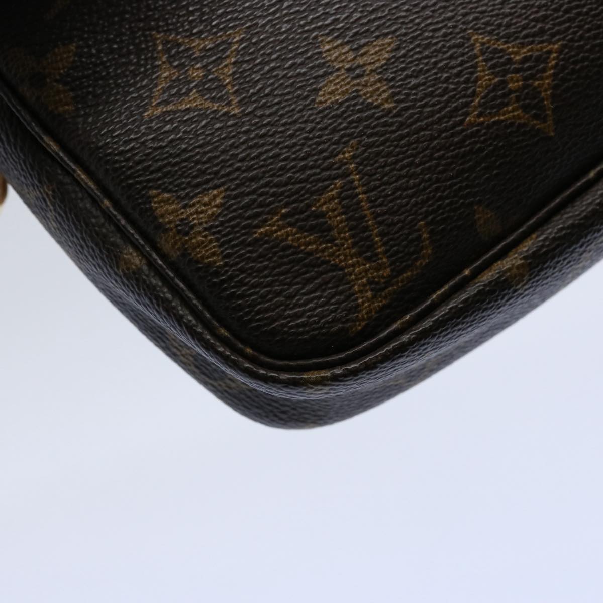 LOUIS VUITTON Monogram Pochette Accessoires Pouch M51980 LV Auth uy151