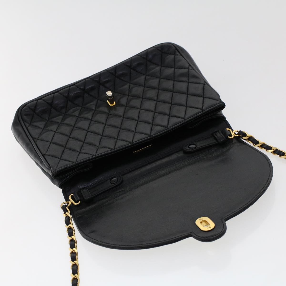 BALLY Chain Shoulder Bag Leather Black Auth yb231