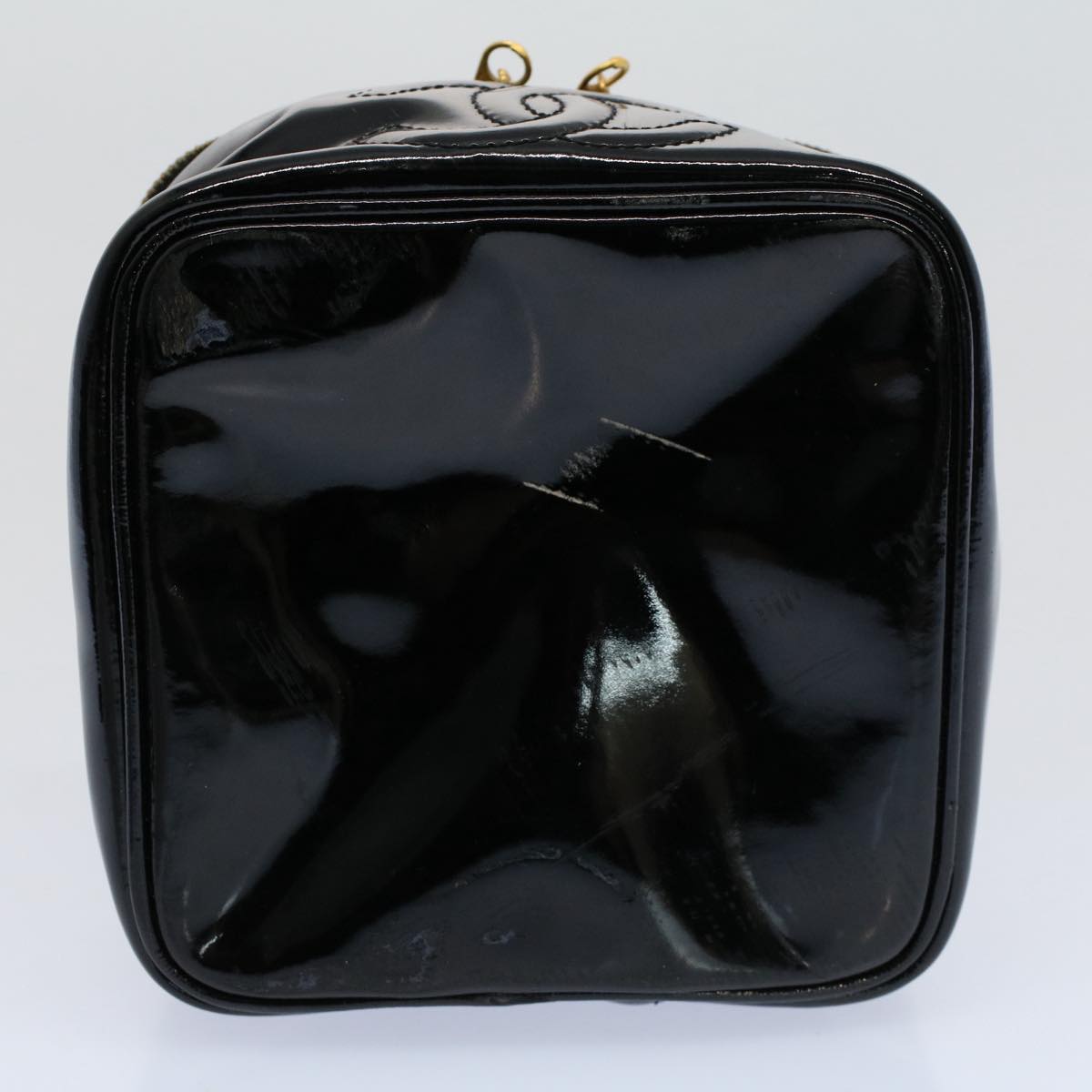 CHANEL Vanity Cosmetic Pouch Patent leather Black CC Auth yb378