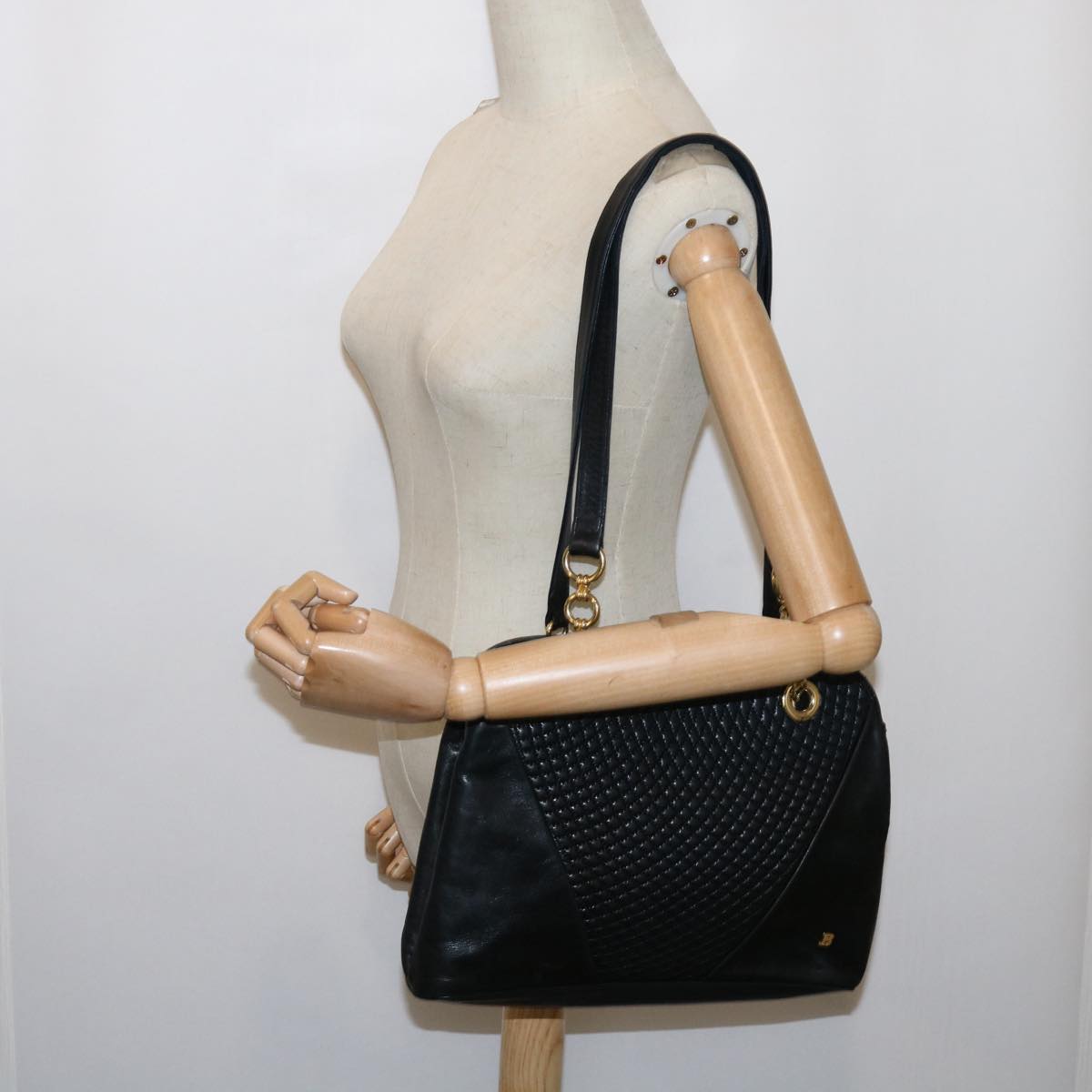 BALLY Shoulder Bag Leather Black Auth yb483