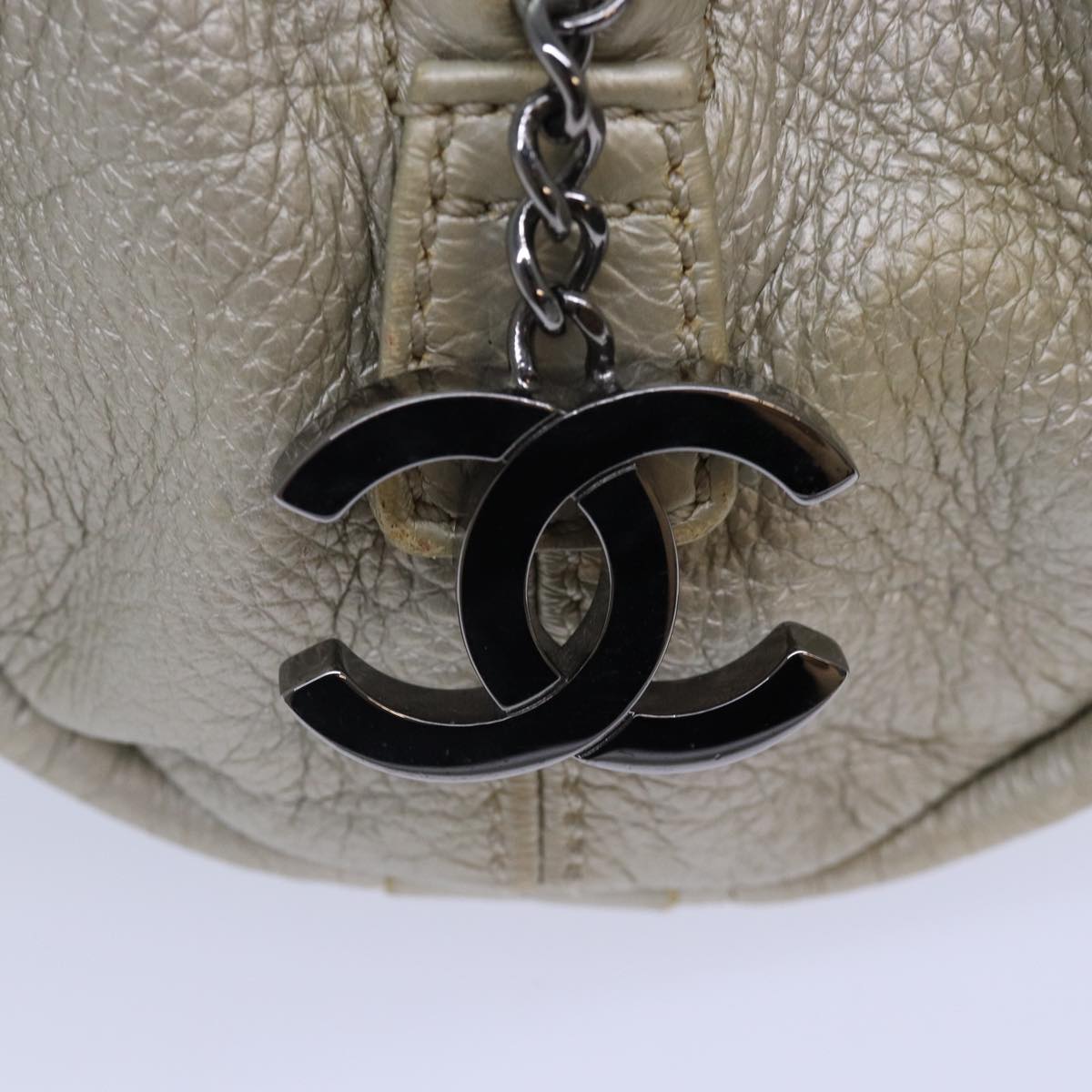 CHANEL Matelasse Hand Bag Leather Silver CC Auth yb675