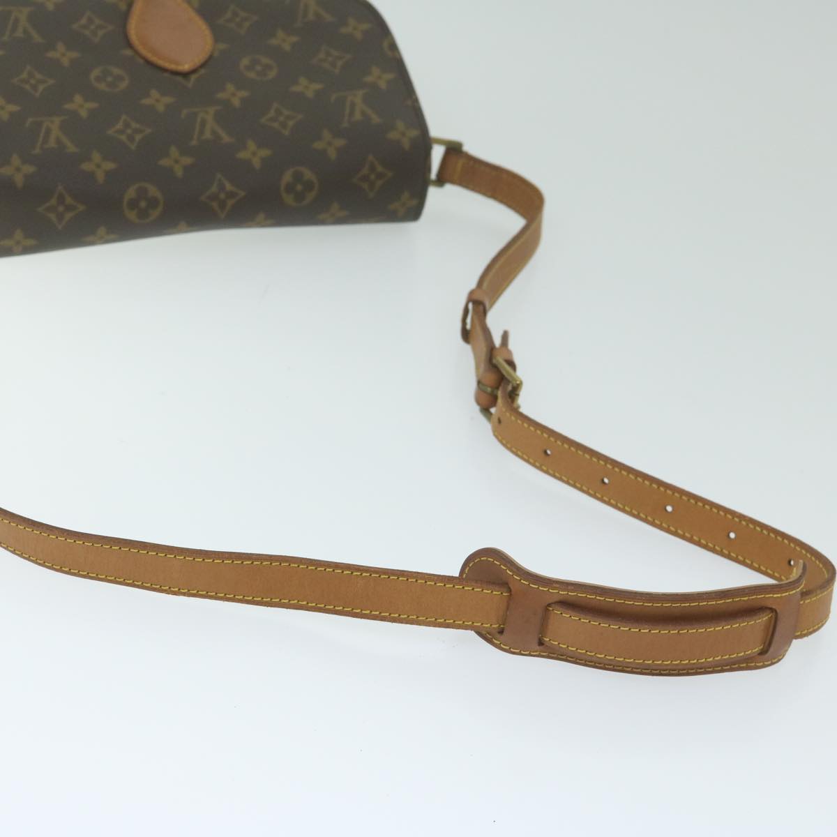 LOUIS VUITTON Monogram Saint Cloud GM Shoulder Bag M51242 LV Auth yk10097