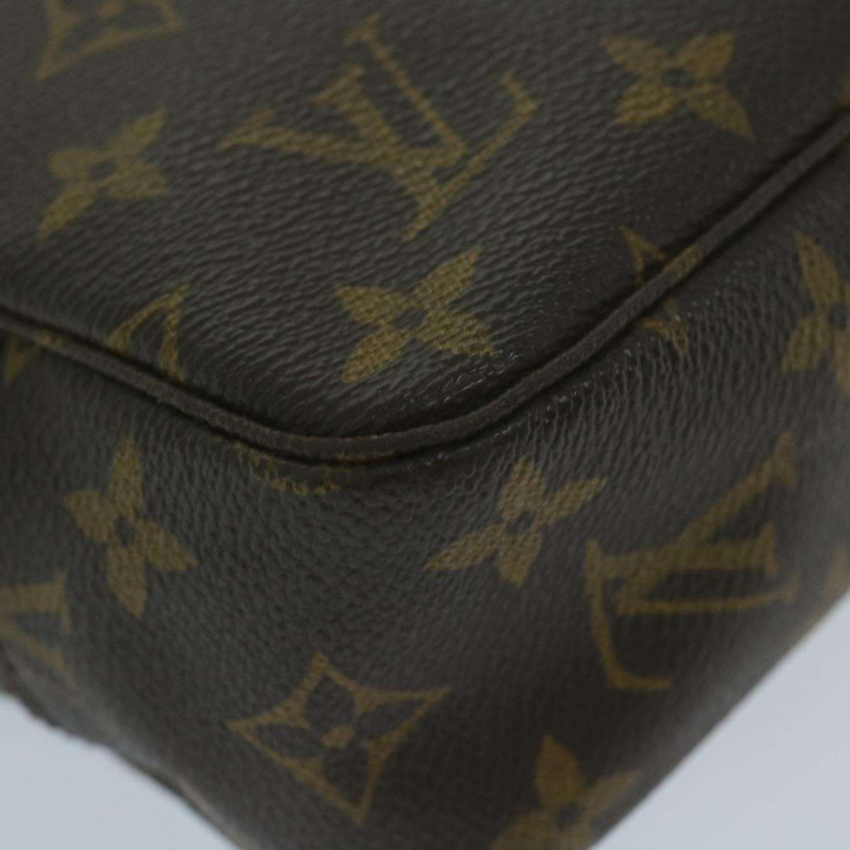 LOUIS VUITTON Monogram Trousse Toilette 23 Clutch Bag M47524 LV Auth yk10109