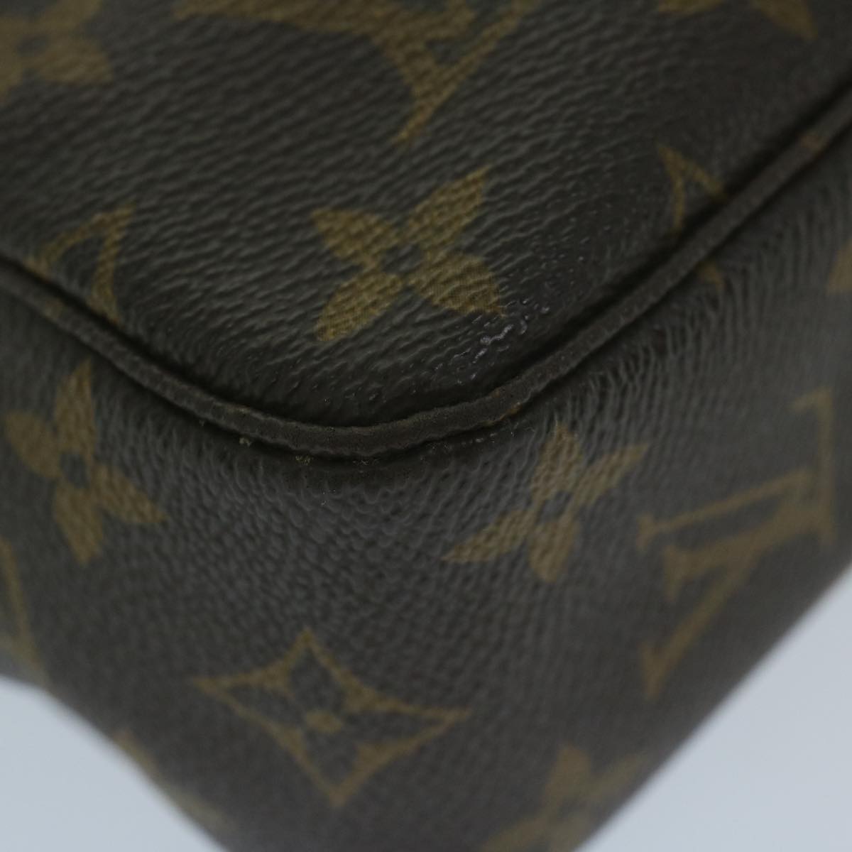 LOUIS VUITTON Monogram Trousse Toilette 23 Clutch Bag M47524 LV Auth yk10109