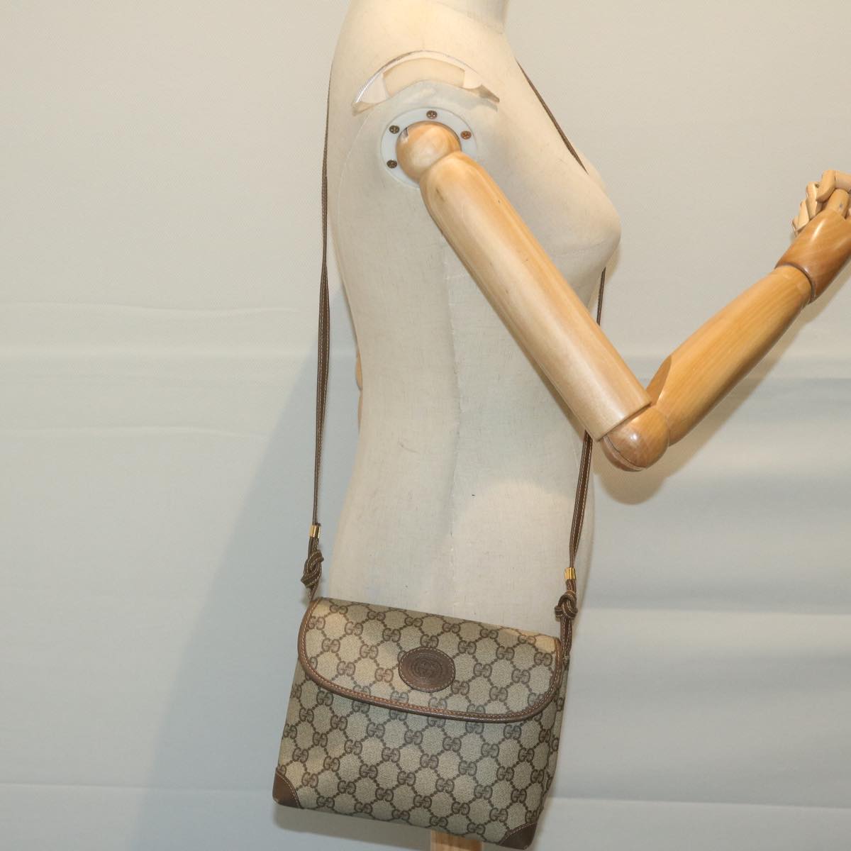 GUCCI GG Canvas Shoulder Bag PVC Beige Brown Auth yk10279