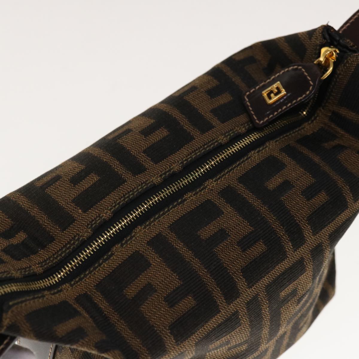 FENDI Zucca Canvas Hand Pouch Brown Black Auth yk10361