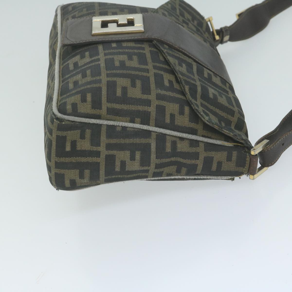 FENDI Zucca Canvas Shoulder Bag Black Brown Auth yk10698