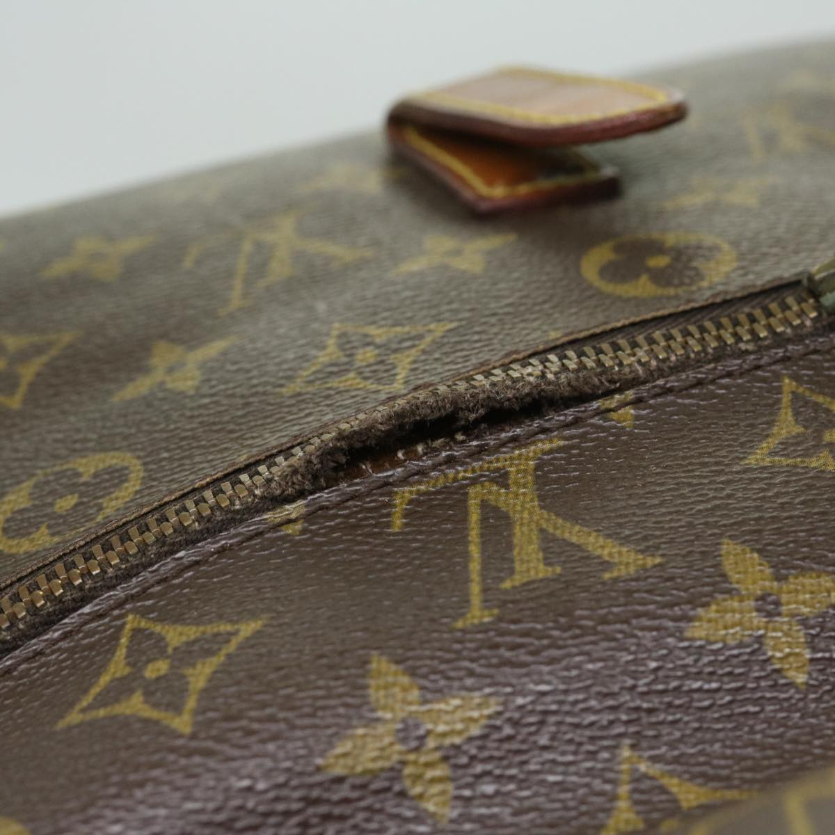 LOUIS VUITTON Monogram Pochette Priant Clutch Bag M51805 LV Auth yk10894