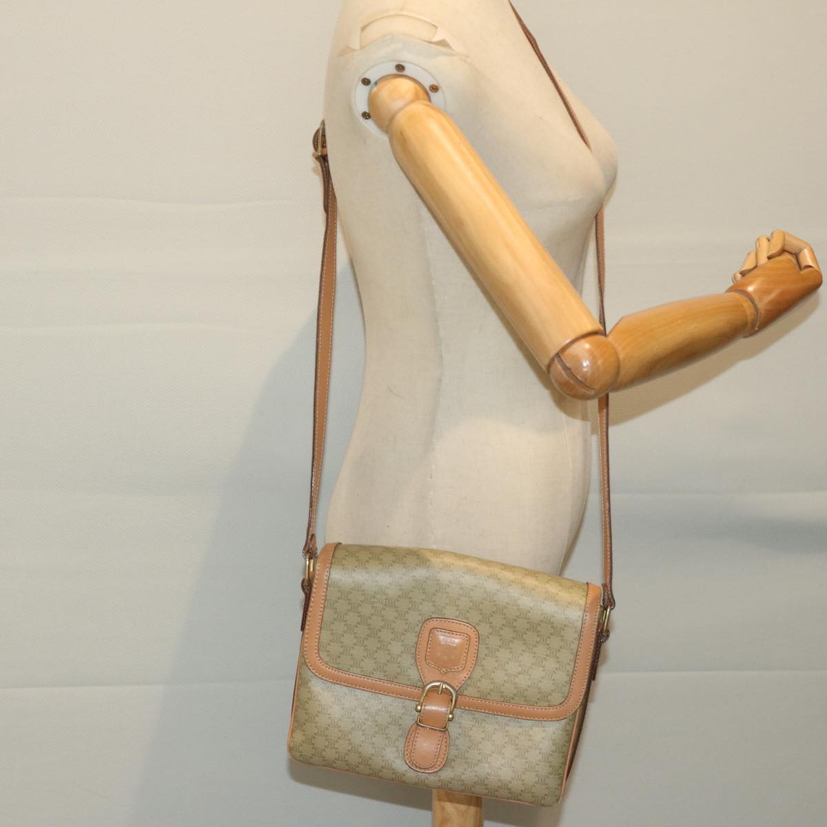 CELINE Macadam Canvas Shoulder Bag Beige Auth yk11025