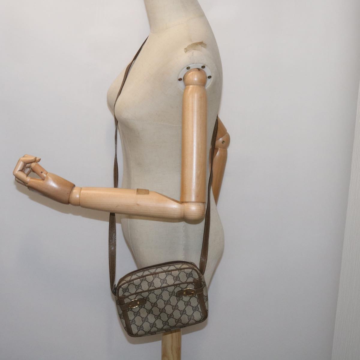 GUCCI GG Supreme Shoulder Bag PVC Beige Auth yk11067