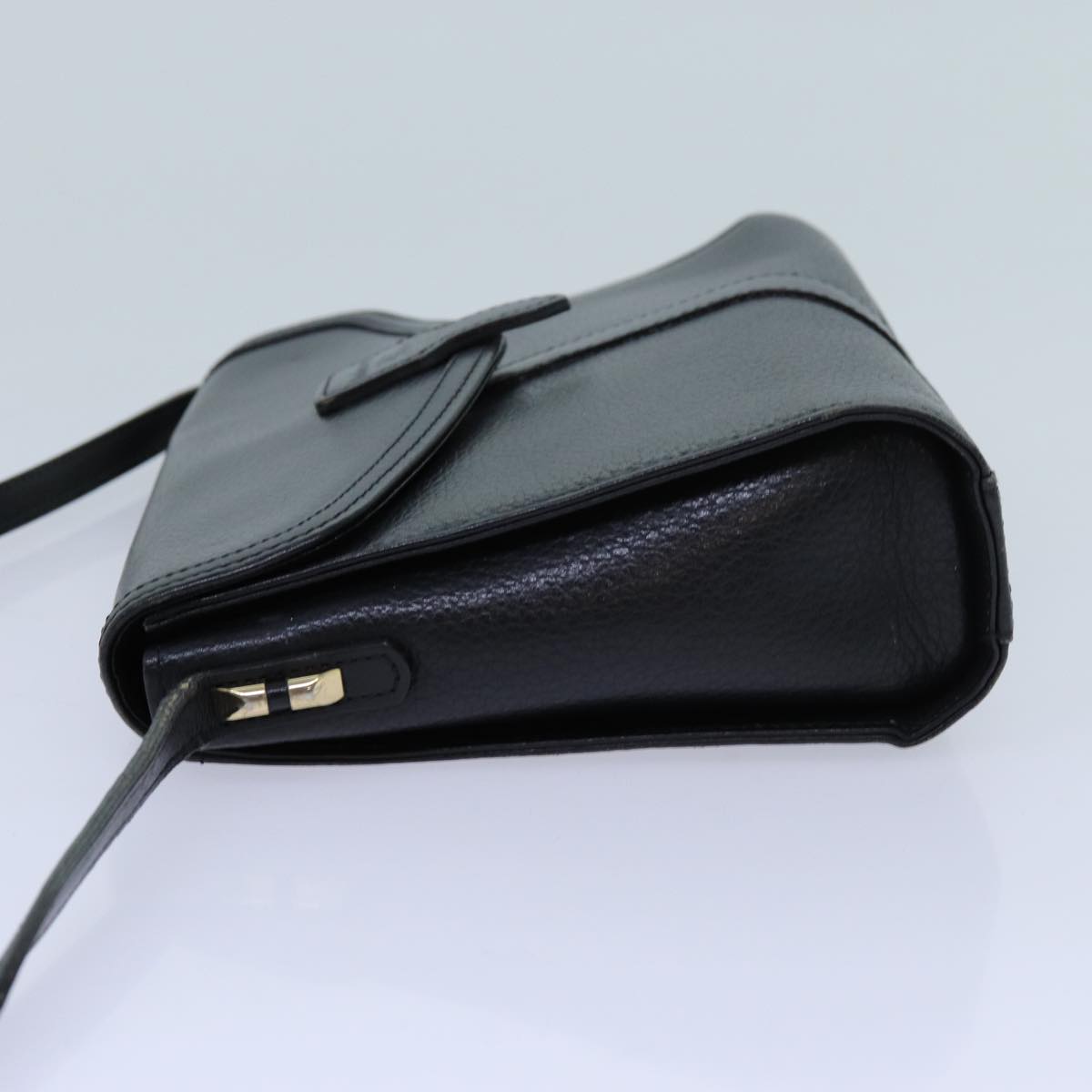 Burberrys Shoulder Bag Leather Black Auth yk11813