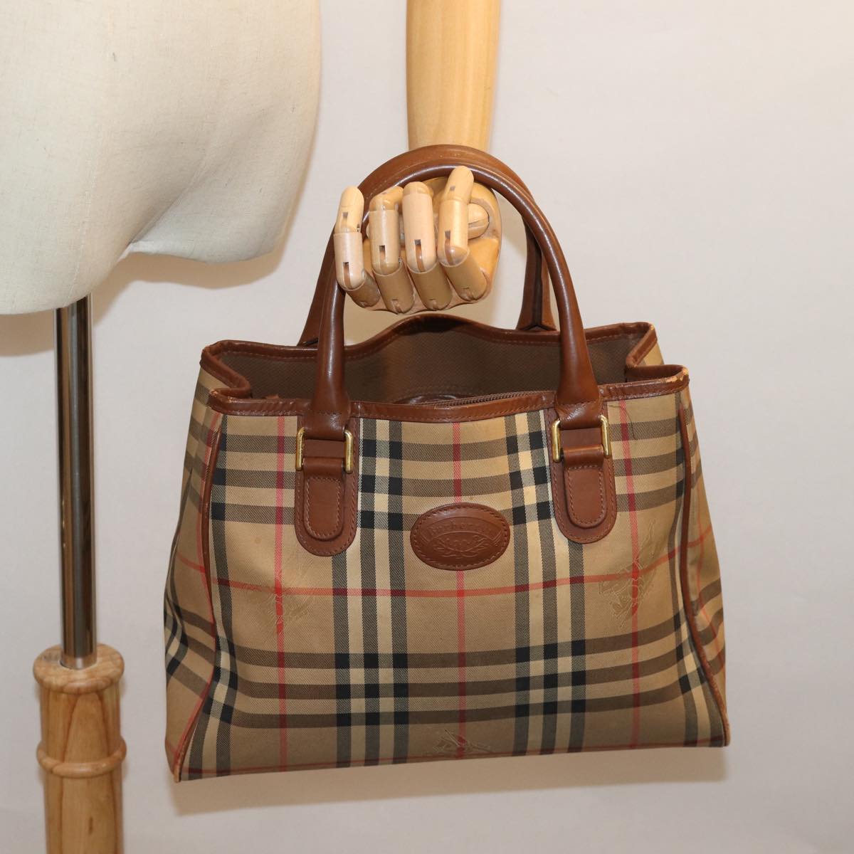 Burberrys Nova Check Hand Bag Canvas Beige Auth yk12061