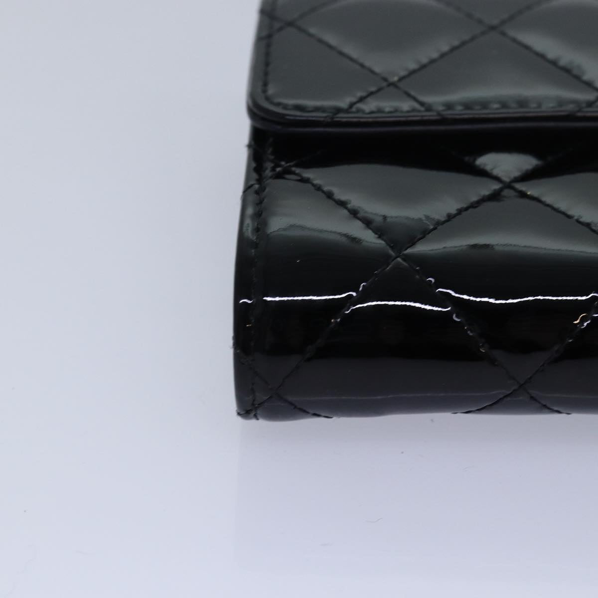 CHANEL Matelasse Long Wallet Enamel Black CC Auth yk13806A