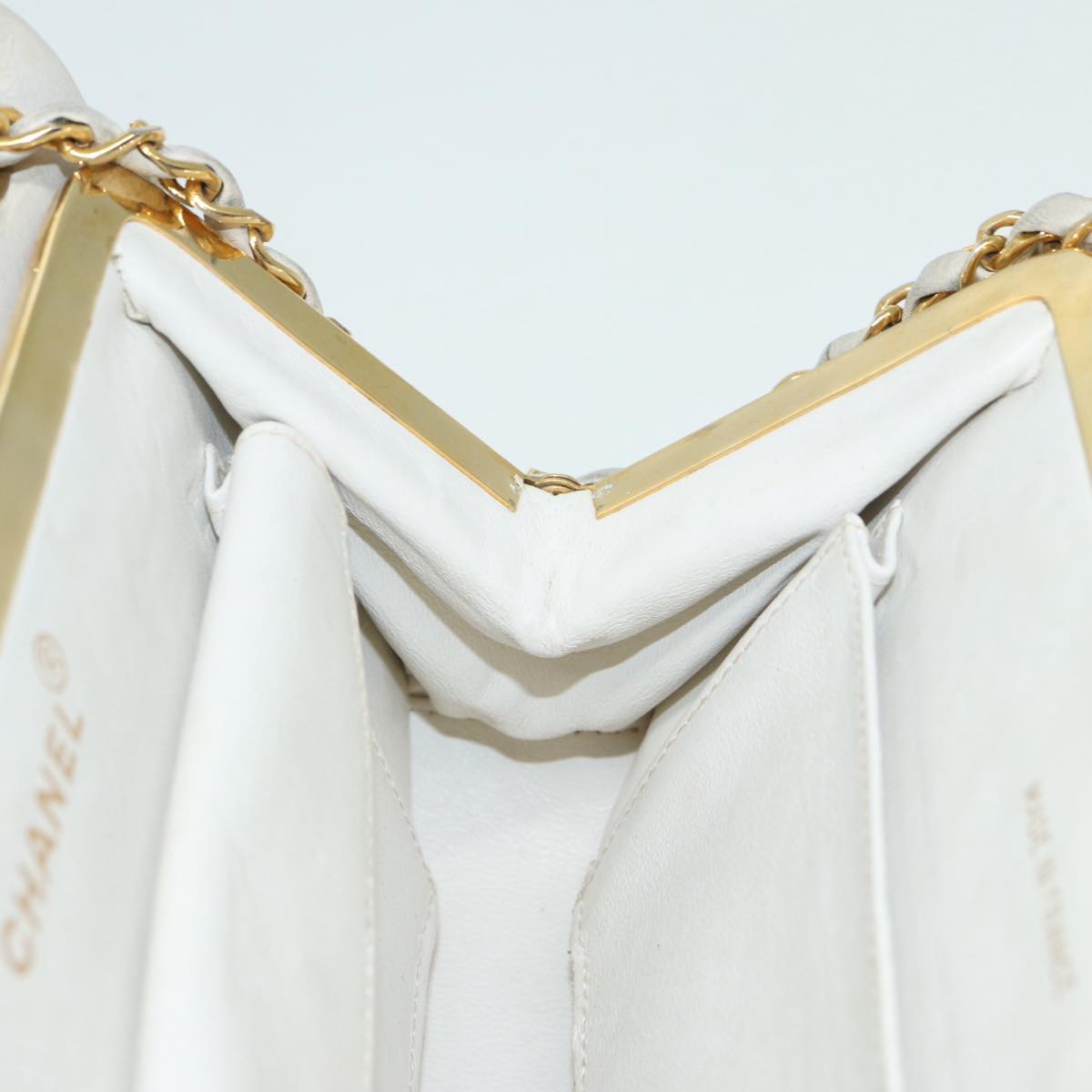 CHANEL V Stitch Chain Hand Bag Leather White CC Auth yk14103