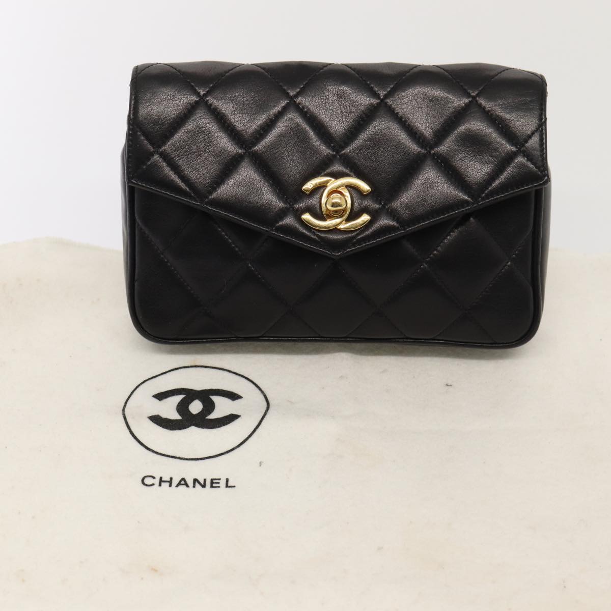 CHANEL Matelasse Turn Lock Waist bag Leather Black Gold CC Auth yk14207