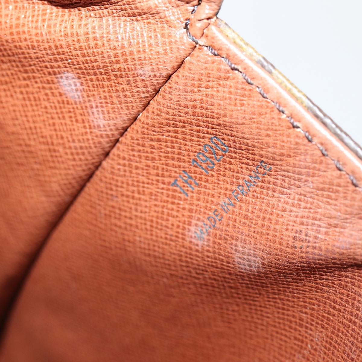 LOUIS VUITTON Monogram Saint Cloud GM Shoulder Bag M51242 LV Auth yk14263