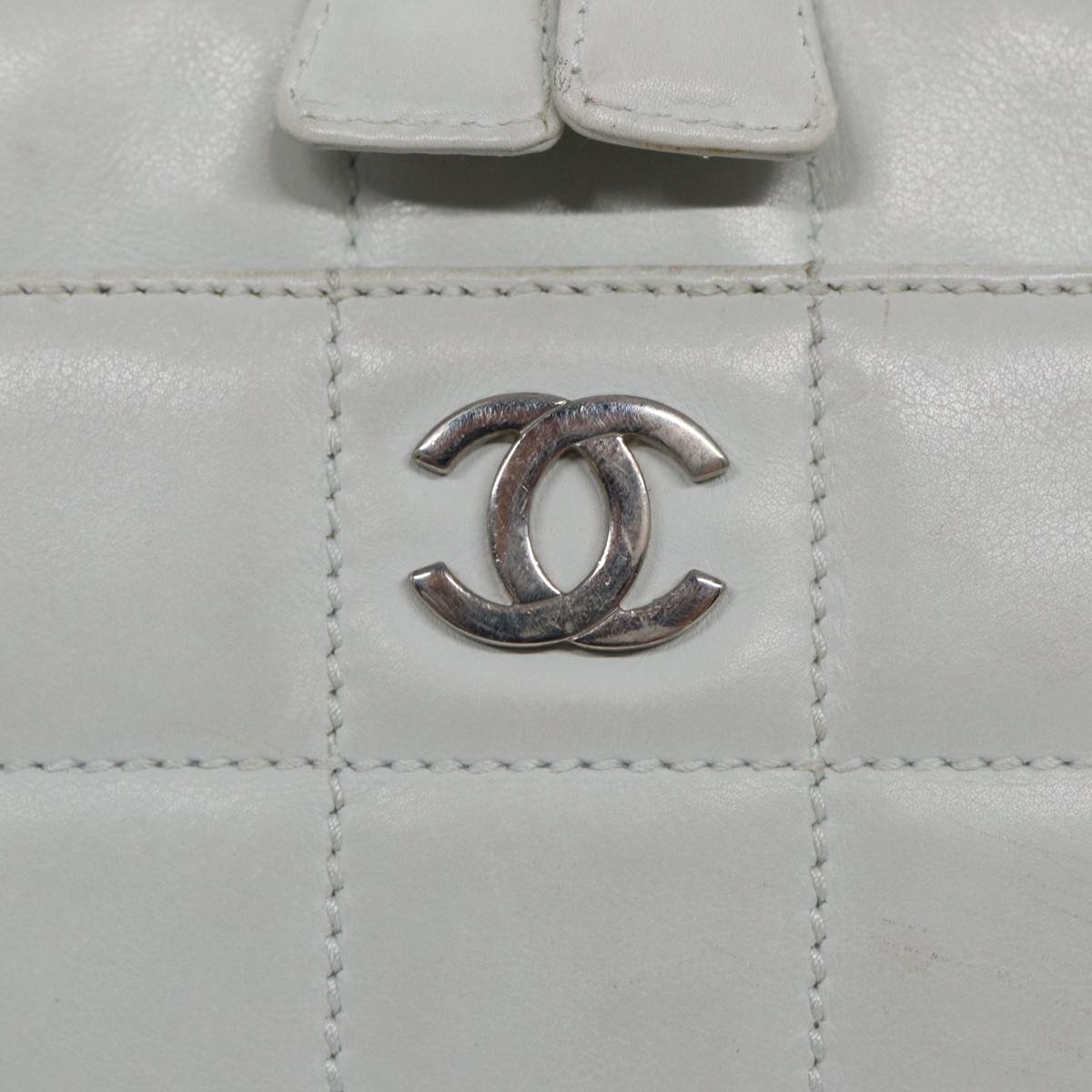 CHANEL Choco Bar Chain Hand Bag Leather White Silver CC Auth yk14303