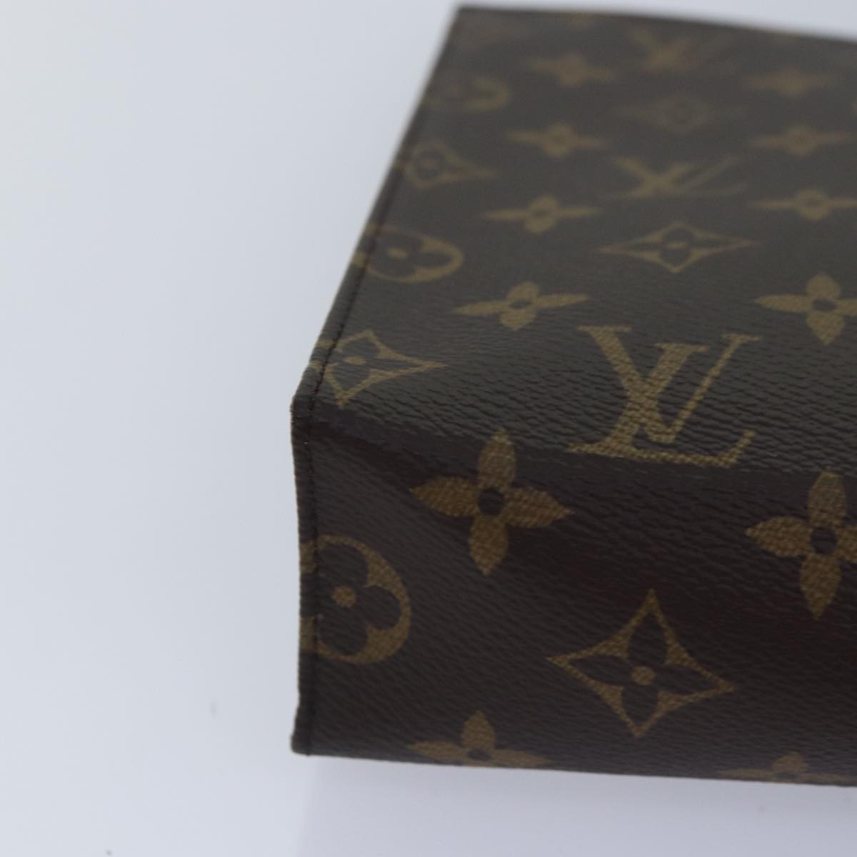 LOUIS VUITTON Monogram Poche Toilette 26 Pouch M47542 LV Auth yk14309S