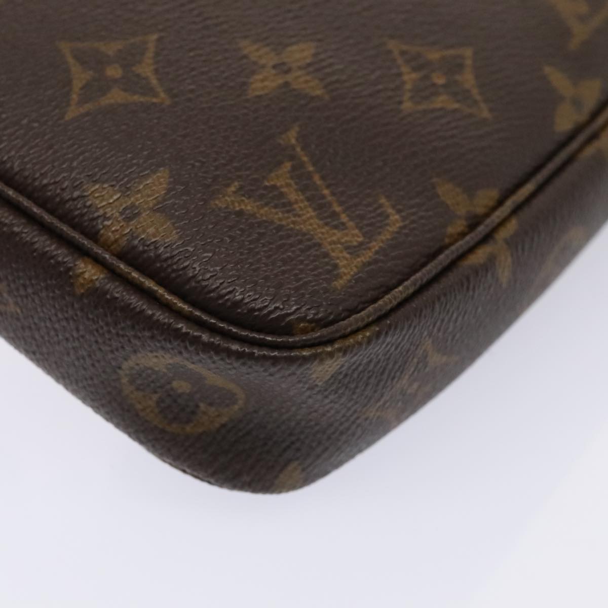 LOUIS VUITTON Monogram Pochette Accessoires Pouch M51980 LV Auth yk14495