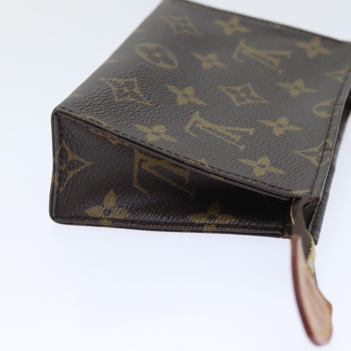 LOUIS VUITTON Monogram Poche Toilette 15 Pouch M47546 LV Auth yk14690