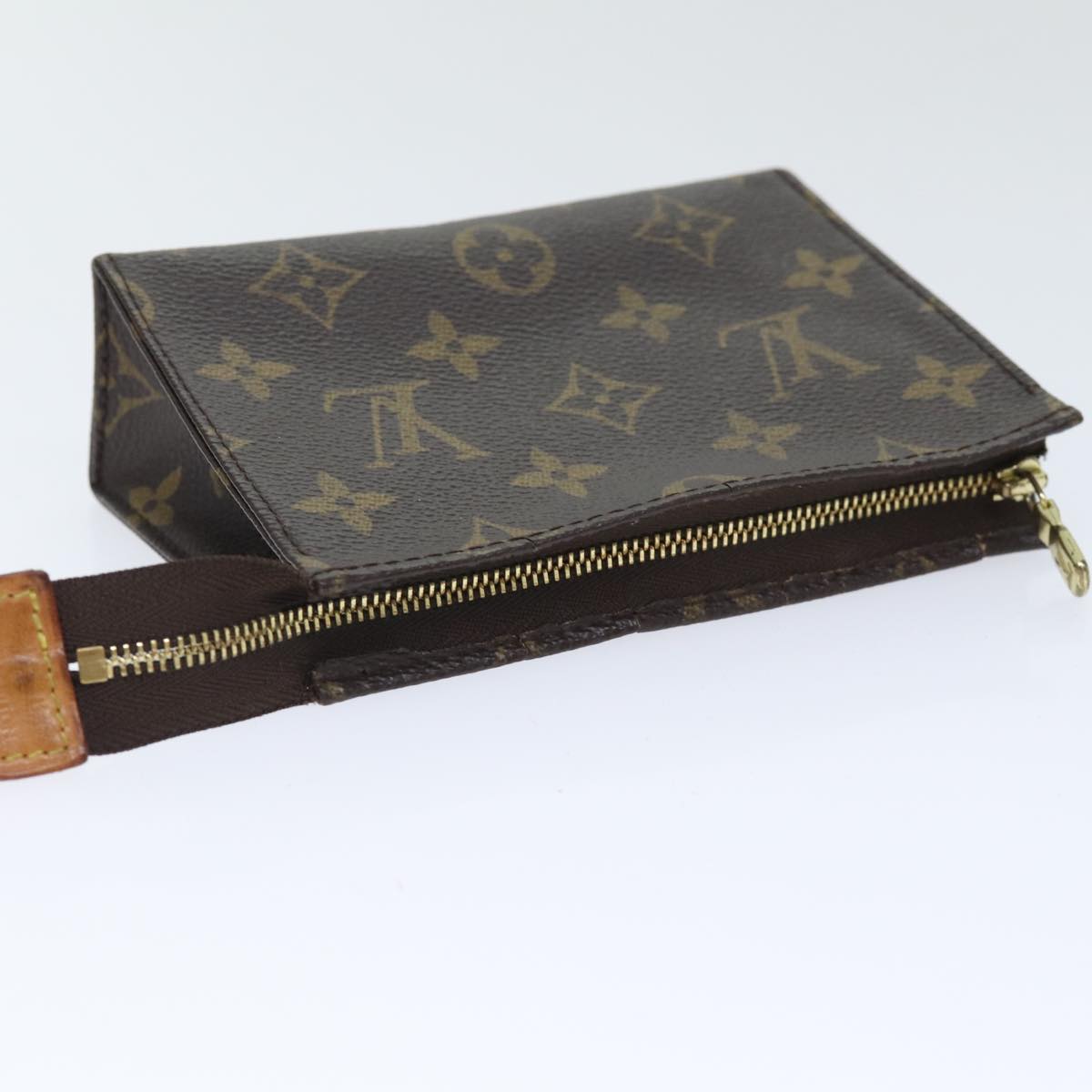 LOUIS VUITTON Monogram Poche Toilette 15 Pouch M47546 LV Auth yk14690