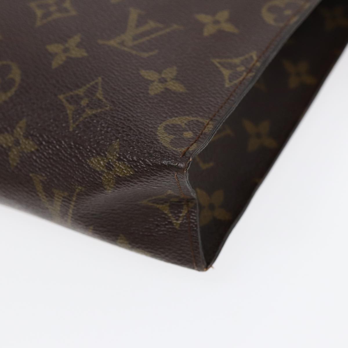 LOUIS VUITTON Monogram Poche Toilette 26 Pouch M47542 LV Auth yk14833