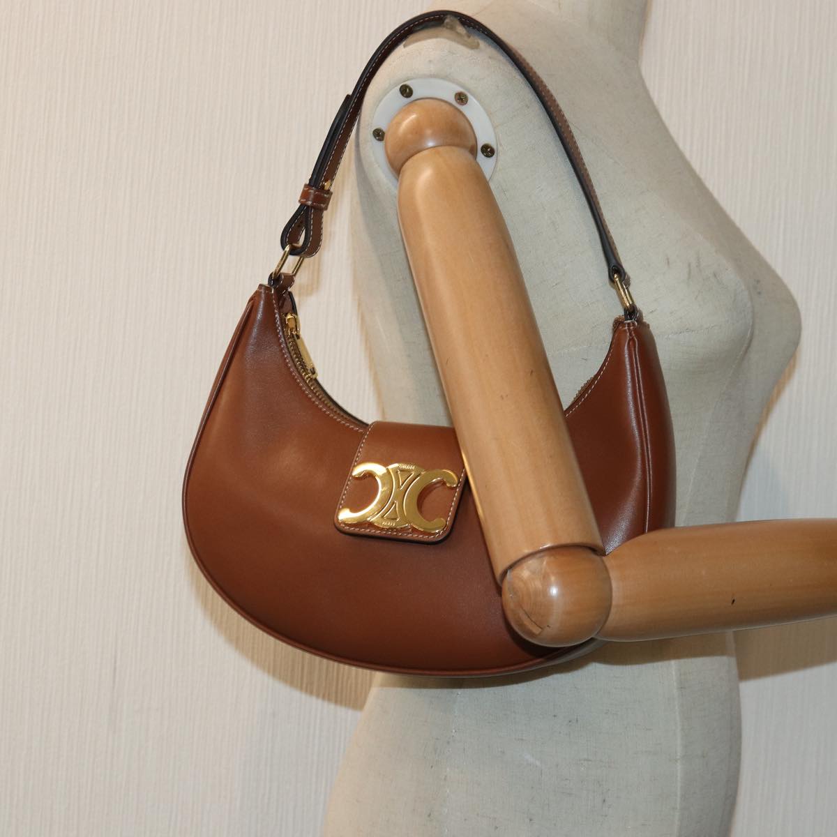 CELINE Triomphe Hand Bag Leather Brown Gold Auth yk14850S