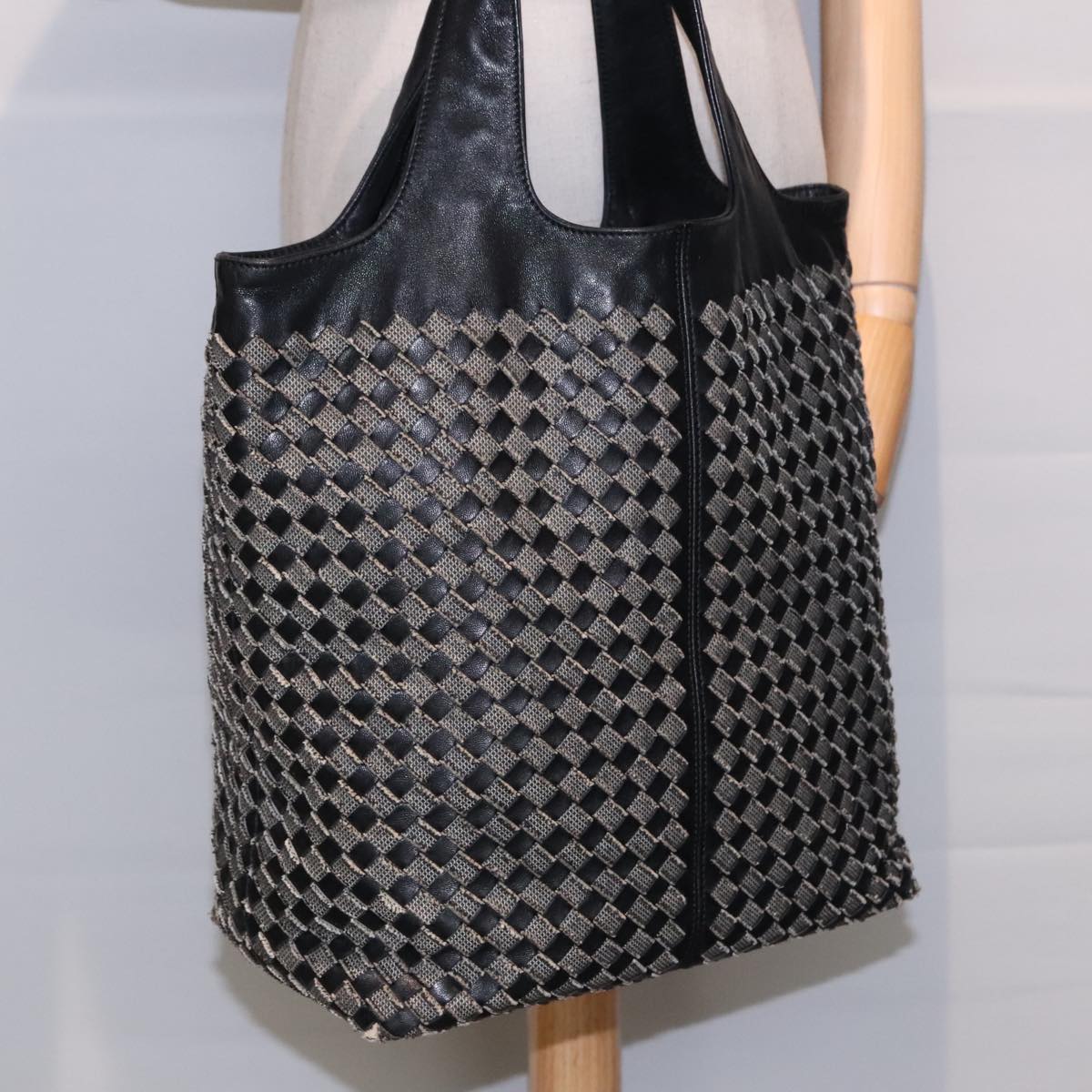 BOTTEGAVENETA INTRECCIATO Tote Bag Leather Black Auth yk15393