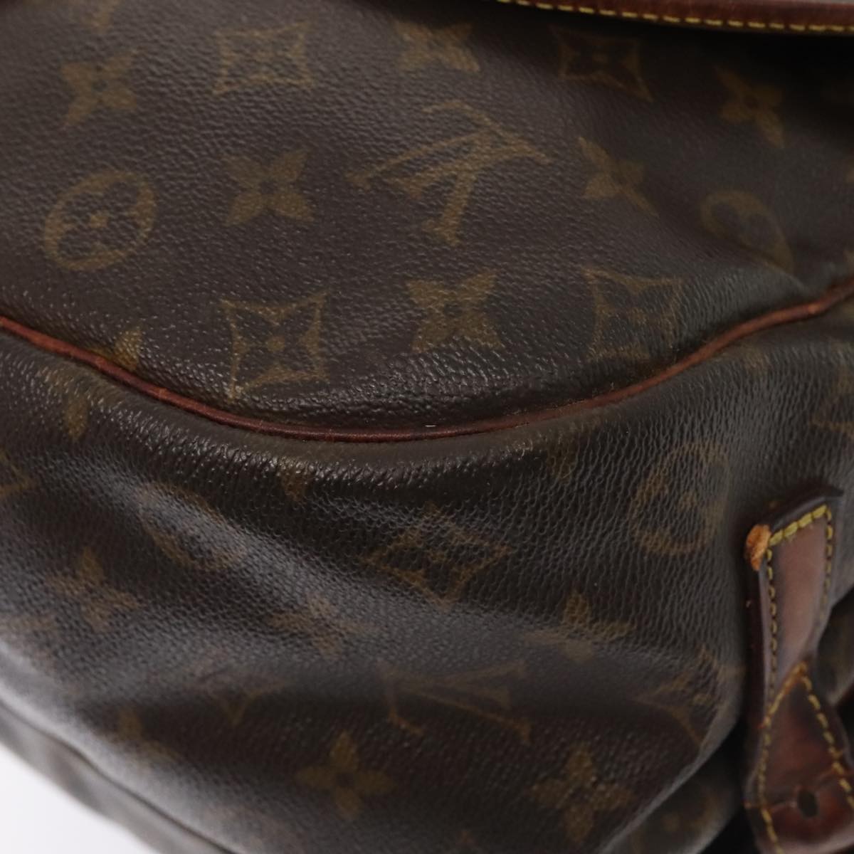 LOUIS VUITTON Monogram Saumur 35 Shoulder Bag M42254 LV Auth yk15414