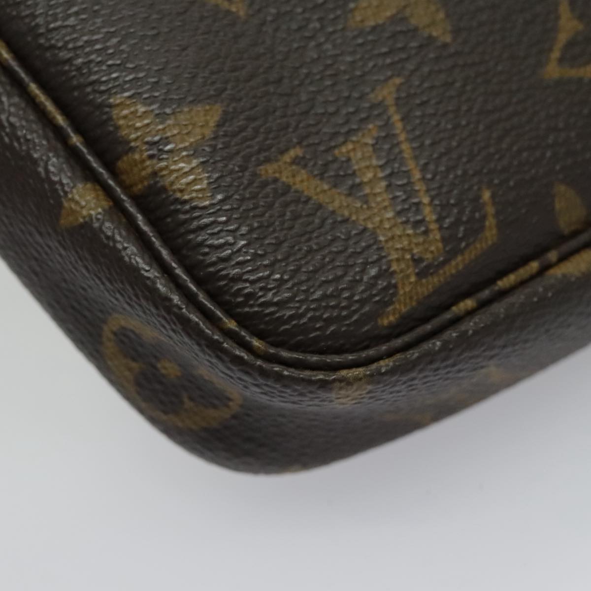 LOUIS VUITTON Monogram Pochette Accessoires Pouch M51980 LV Auth yk15457