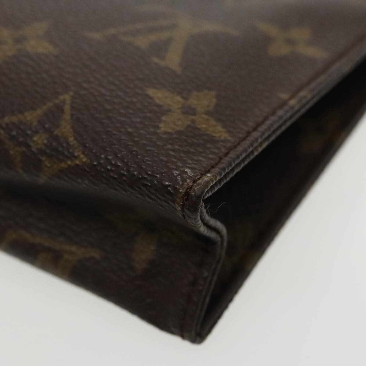 LOUIS VUITTON Monogram Poche Toilette 15 Pouch M47546 LV Auth yk15477