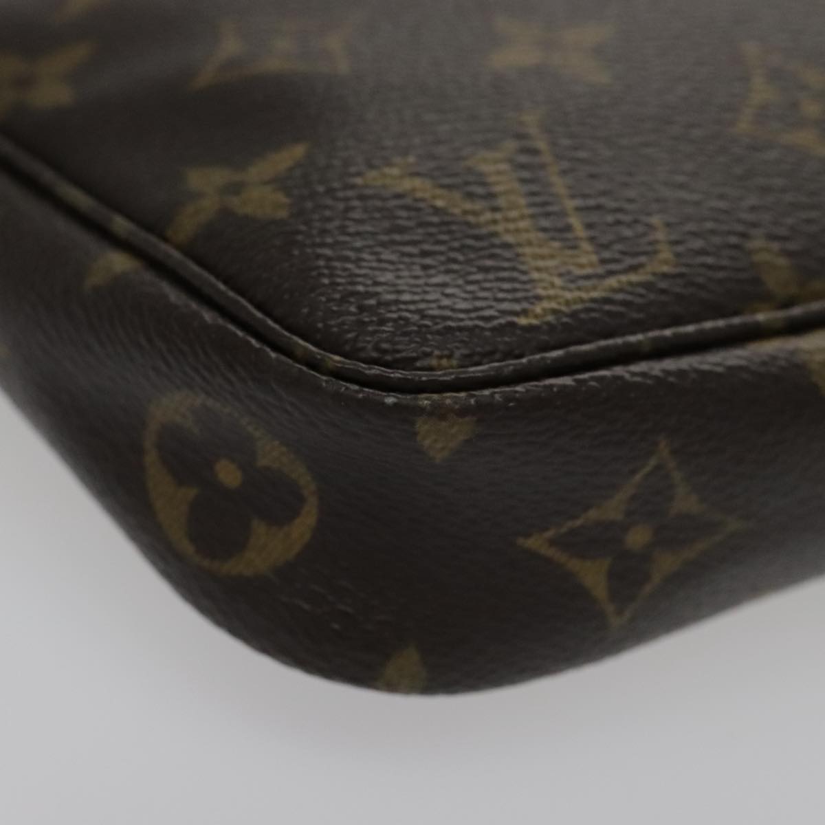 LOUIS VUITTON Monogram Pochette Accessoires Pouch M51980 LV Auth yk15596