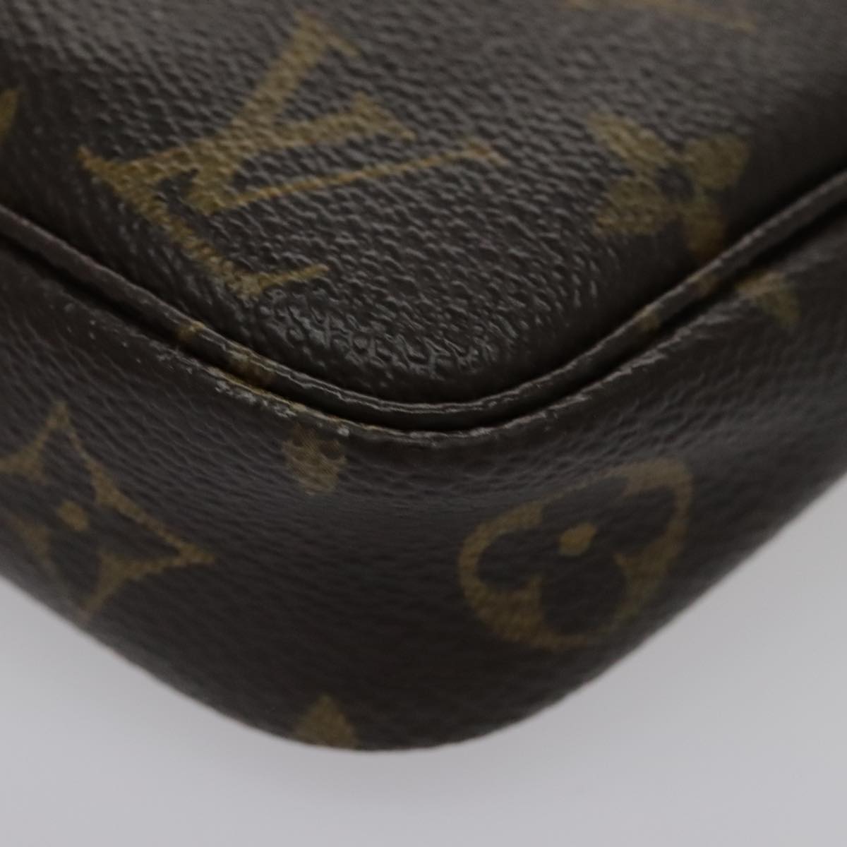 LOUIS VUITTON Monogram Pochette Accessoires Pouch M51980 LV Auth yk15596