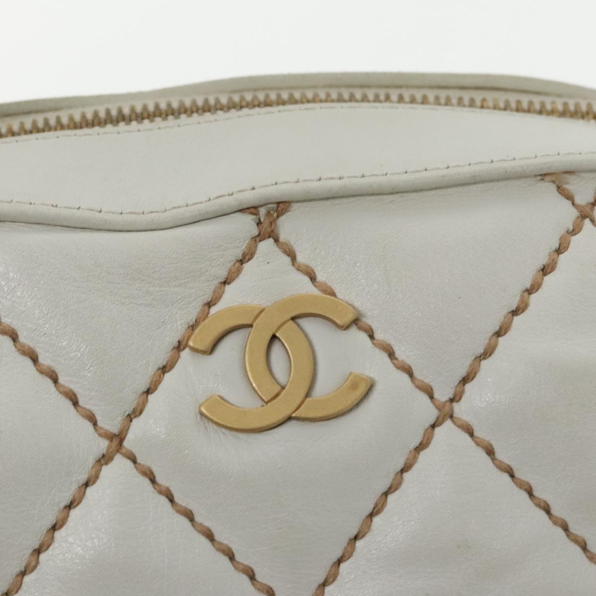 CHANEL Chain Wild Stitch Hand Bag Leather White Gold CC Auth yk15605