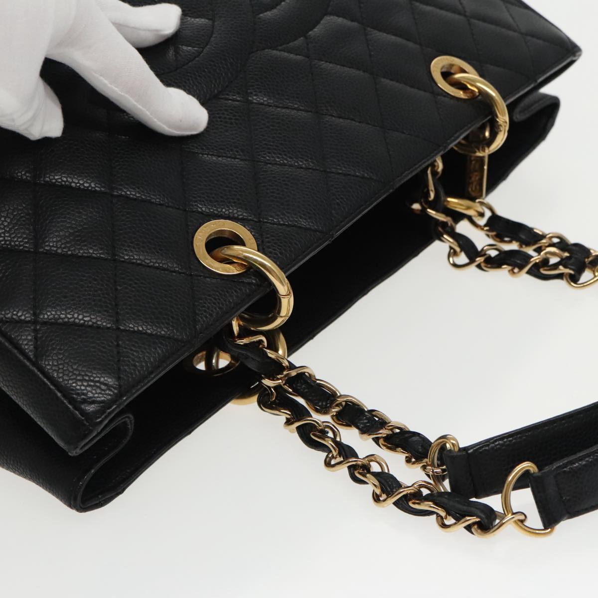CHANEL Matelasse Chain Tote Bag Caviar Skin GST Black CC Auth yk15656M