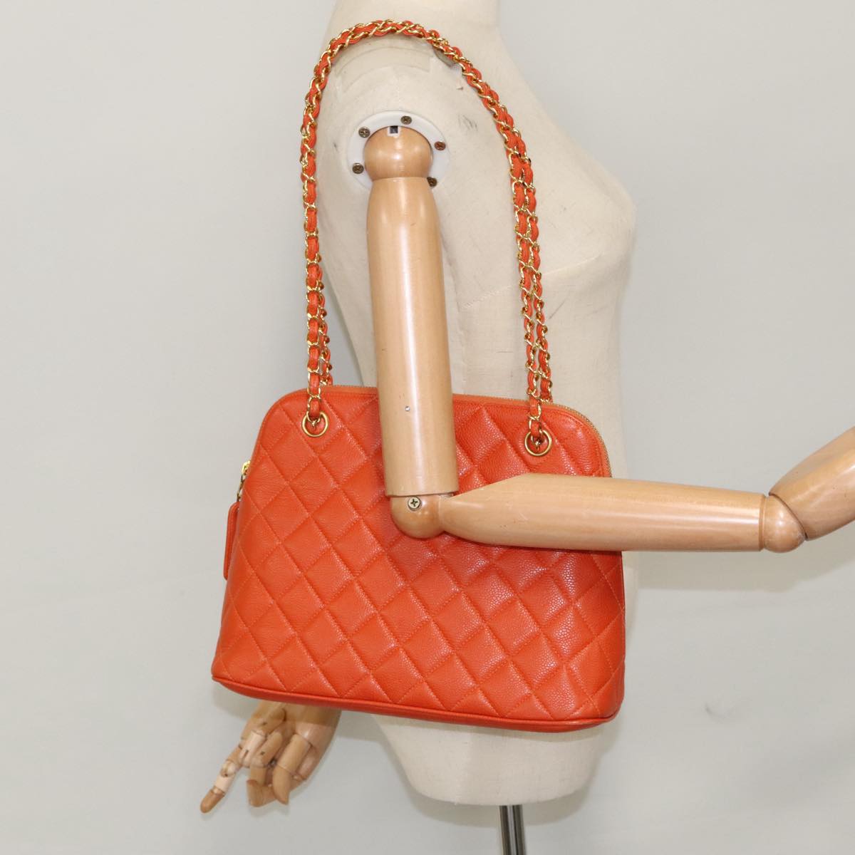 CHANEL Matelasse Chain Shoulder Bag Caviar Skin Orange Gold CC Auth yk15664V