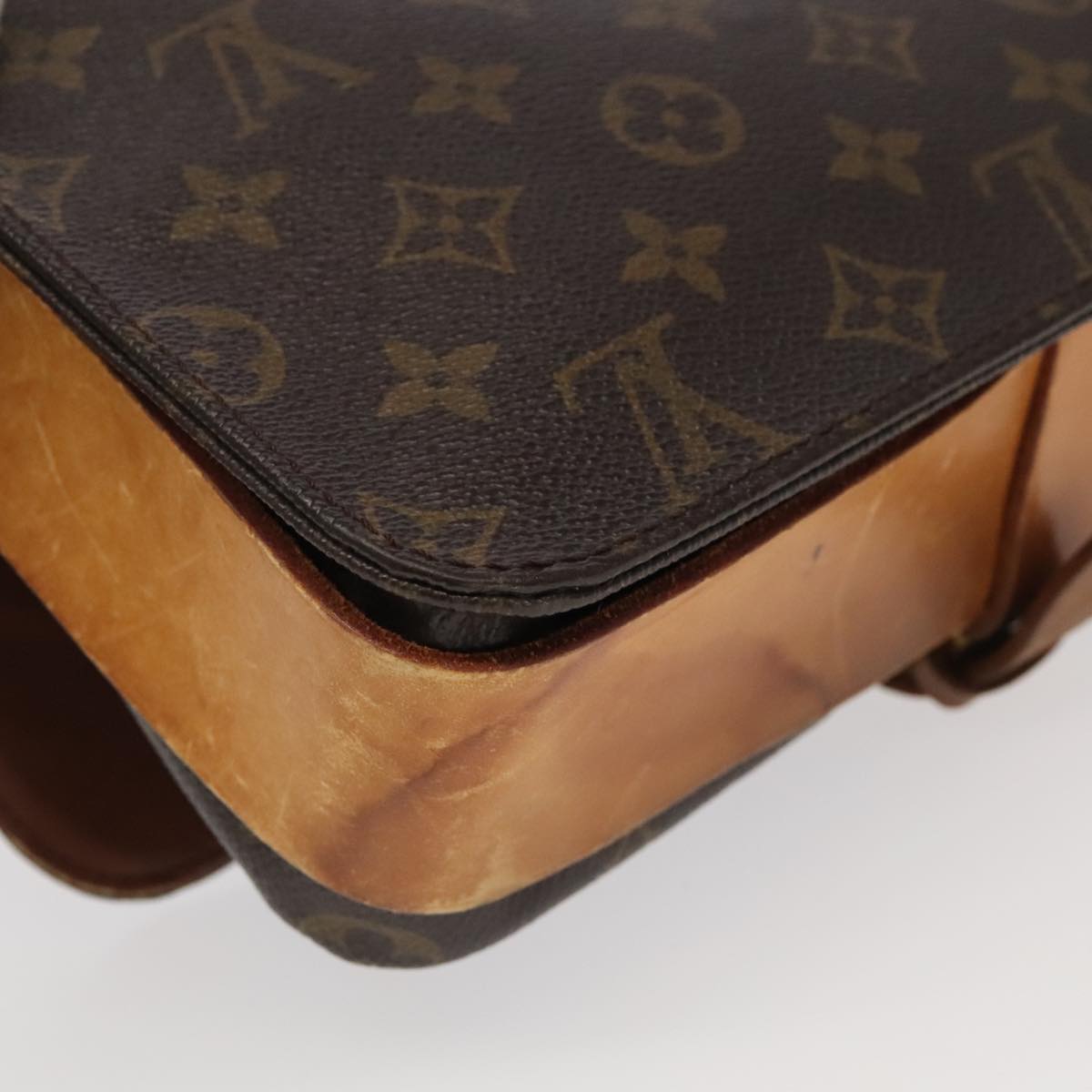 LOUIS VUITTON Monogram Cartouchiere MM Shoulder Bag M51253 LV Auth yk15769