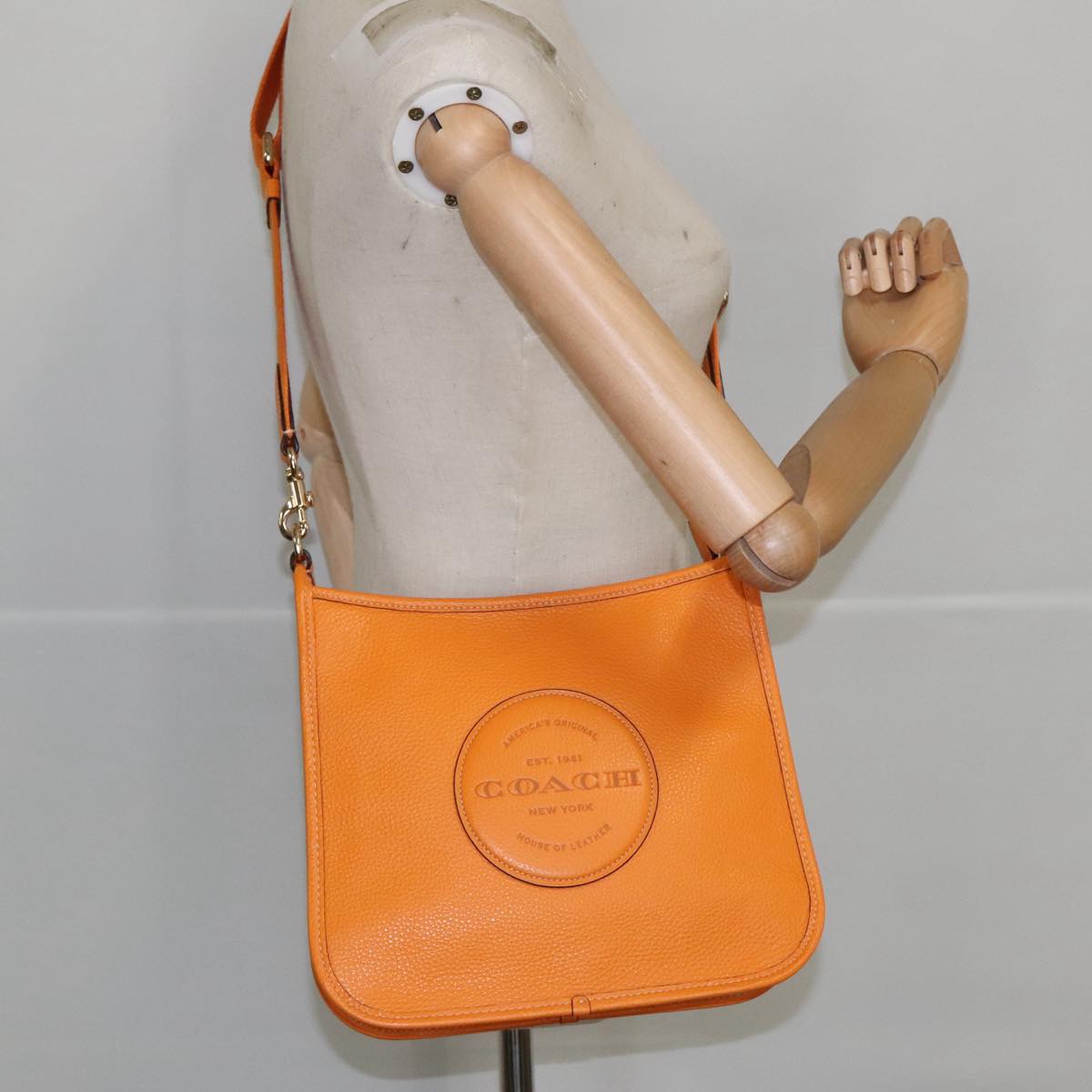 Coach Shoulder Bag Leather Orange Gold Auth yk15796