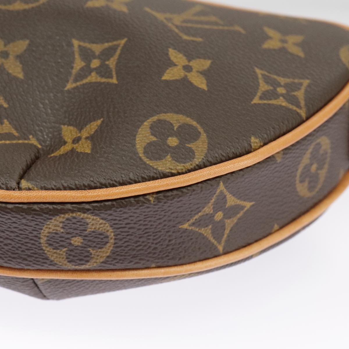 LOUIS VUITTON Monogram Pochette Croissant Shoulder Bag M51510 LV Auth yk15895A