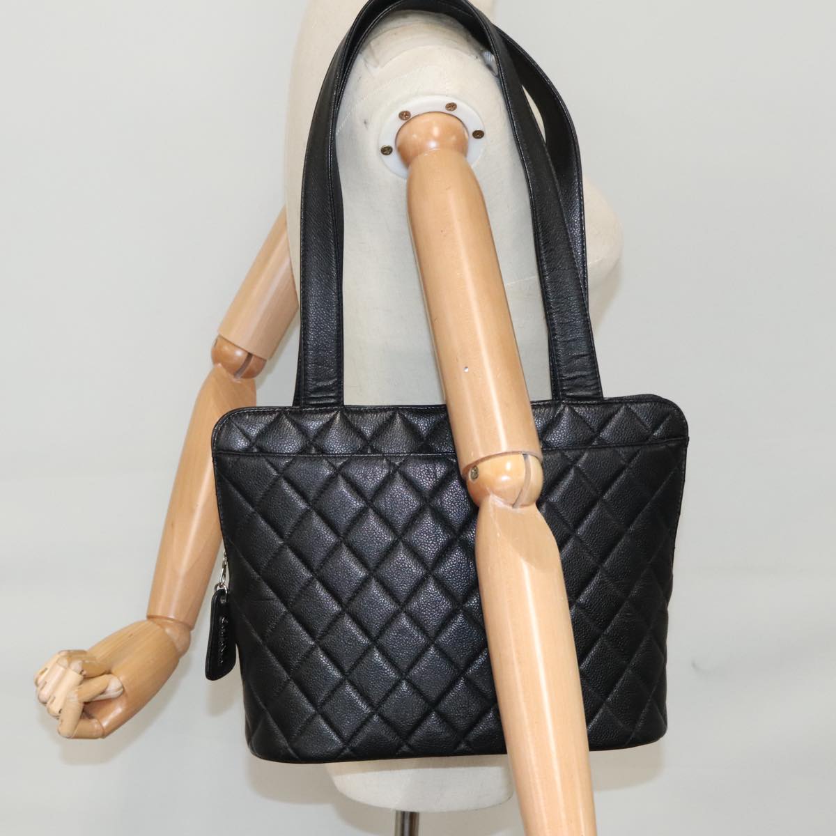 CHANEL Matelasse Tote Bag Caviar Skin Black CC Auth yk15918AV