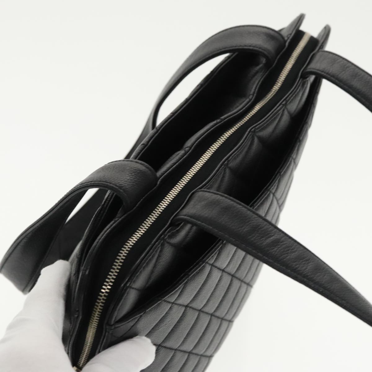 CHANEL Matelasse Tote Bag Caviar Skin Black CC Auth yk15918AV