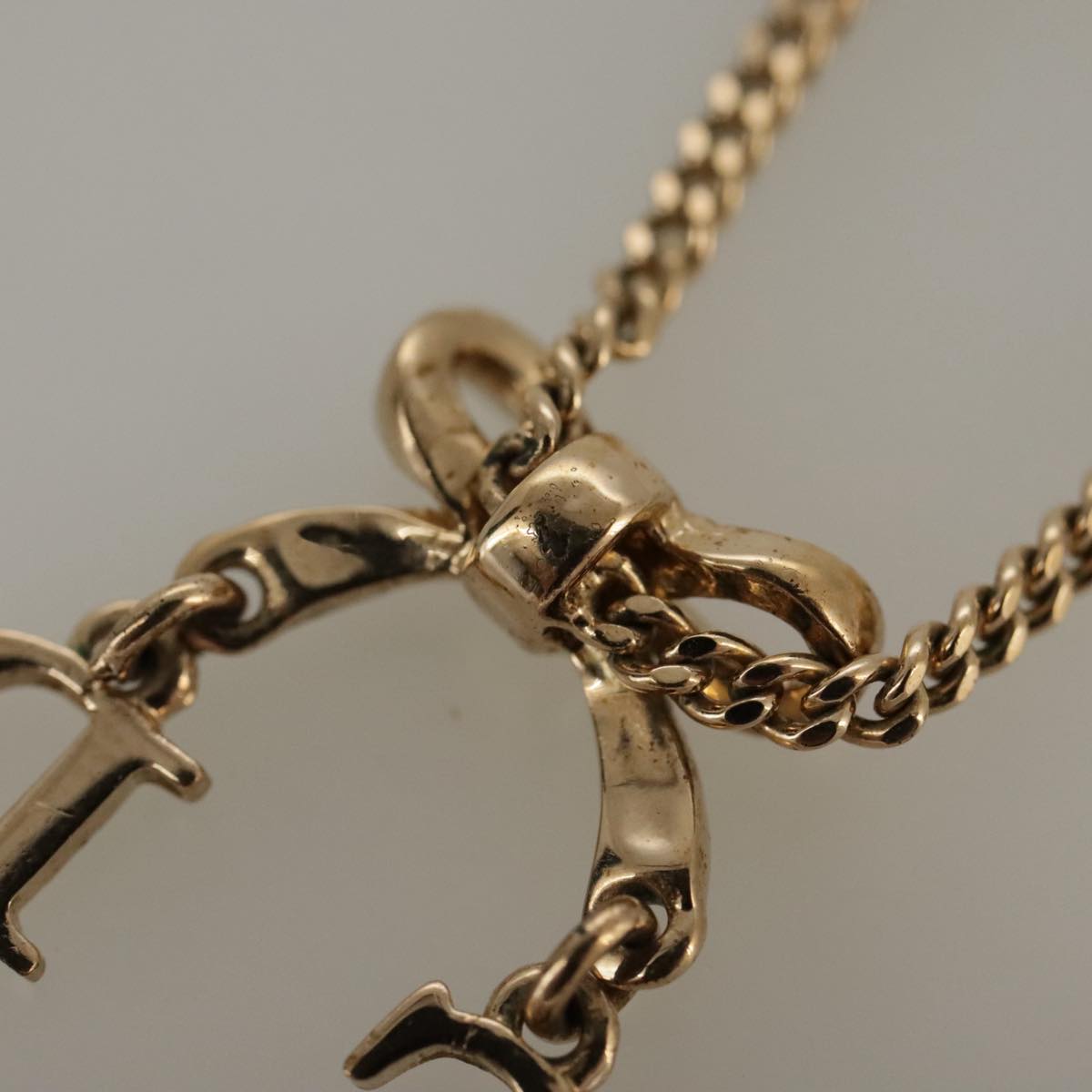 Christian Dior Ribbon Necklace metal Gold Auth yk15969