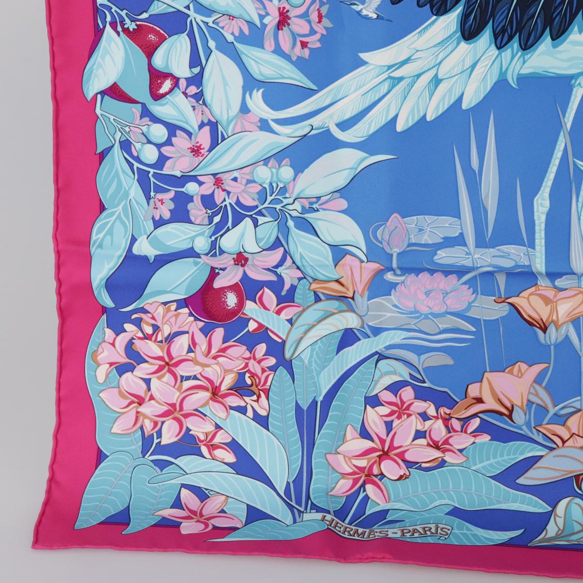 HERMES Carre 90 Scarf ""FLAMINGO PARTY"" Silk Pink Blue Auth yk15992