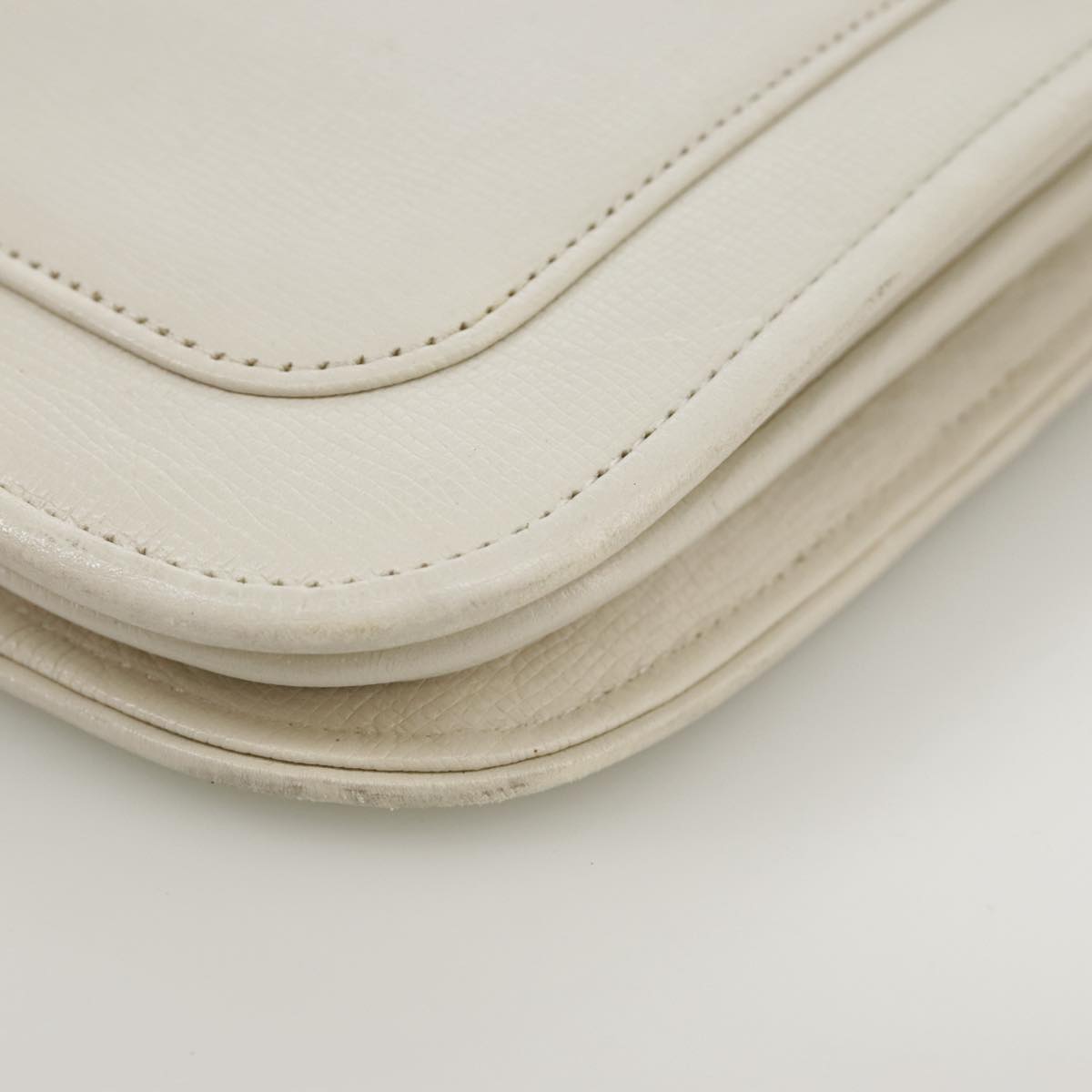 SAINT LAURENT Shoulder Bag Leather White Gold Auth yk16321