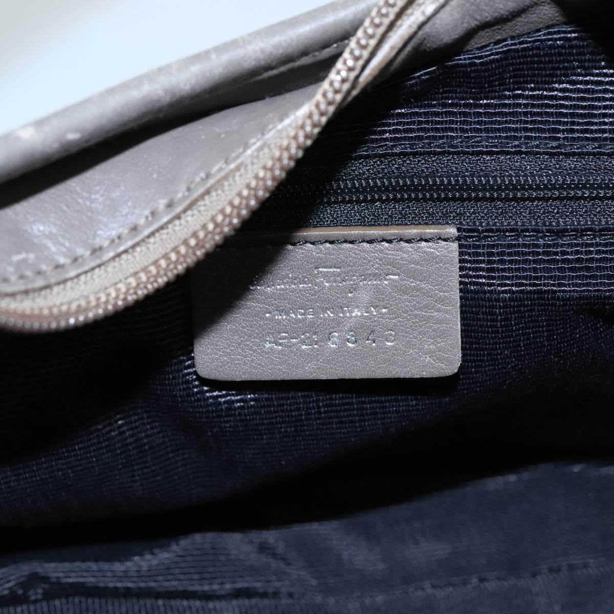 Salvatore Ferragamo Gancini Shoulder Bag Canvas Gray Auth yk16379