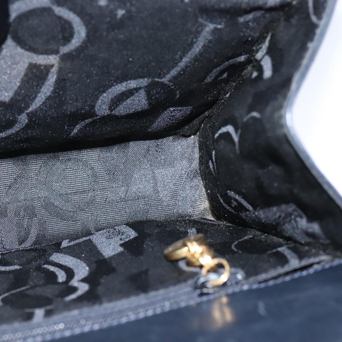 Salvatore Ferragamo Gancini Shoulder Bag Leather Black Gold Auth yk16533